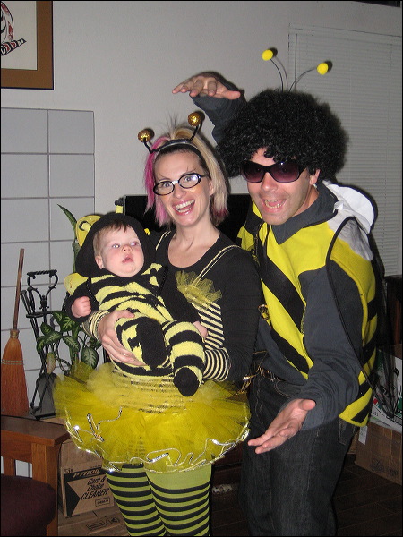 Emi , Jordan , Joey  • We Buzz...We Trick...We Treat!  • The Doblick House  • Santa Cruz  • CA   • 10/31/2008