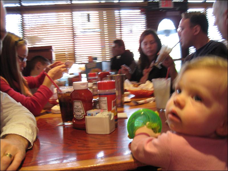   • Grandpa Joe & The Maluegs Visit the Bay Area  • Red Robin  • Santa Clara  • California   • 2/13/2009